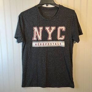 Aeropostale NYC Sewn Patches New York Tee Shirt Size Small Gray Short Sleeve